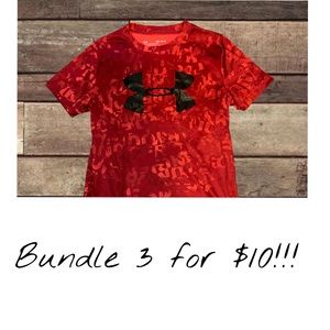 Boys Under Armour red Tshirt, medium, heat gear, guc!